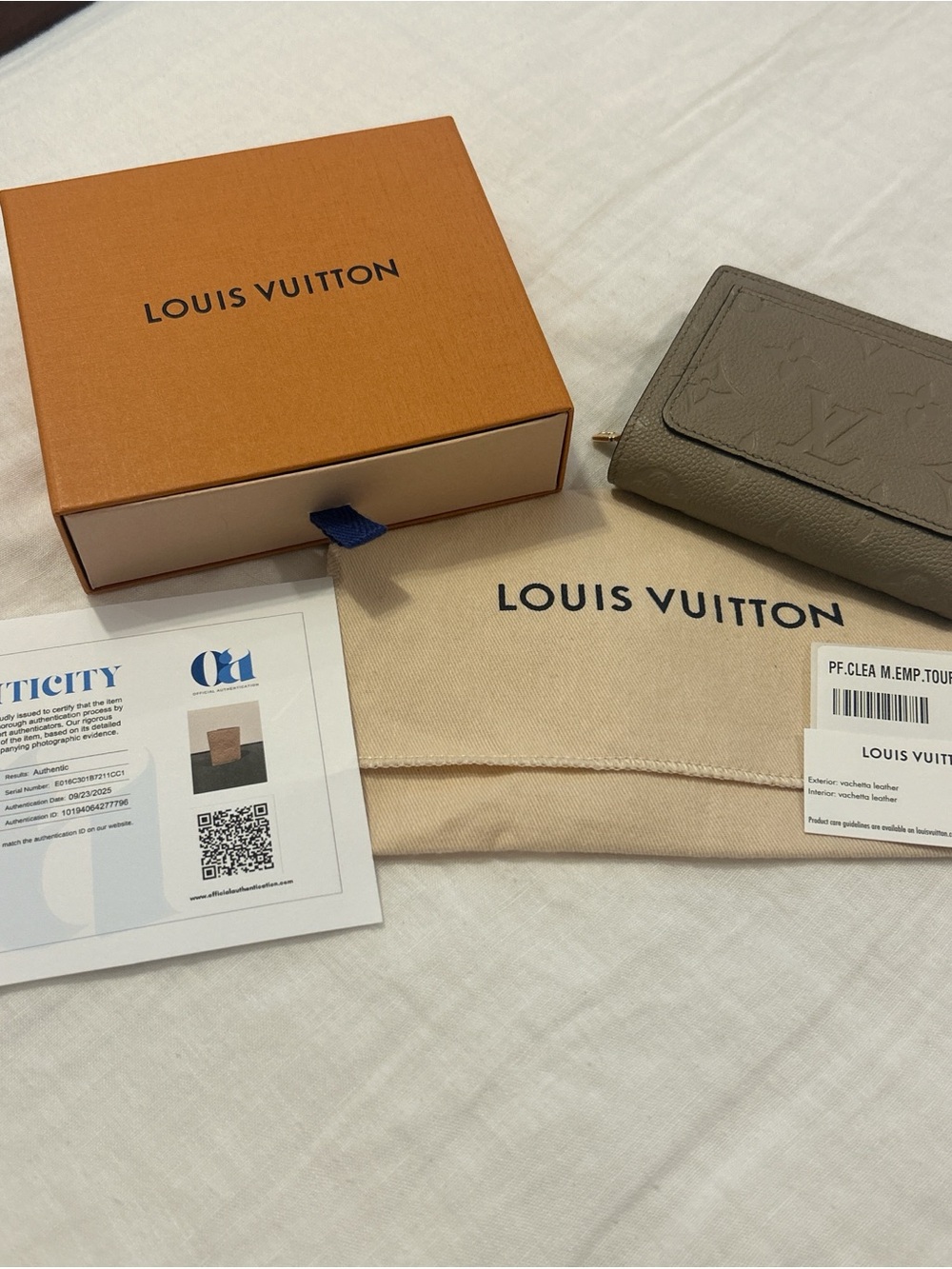 Louis Vuitton Grey Monogram Zip Wallet - women’s Accessories
